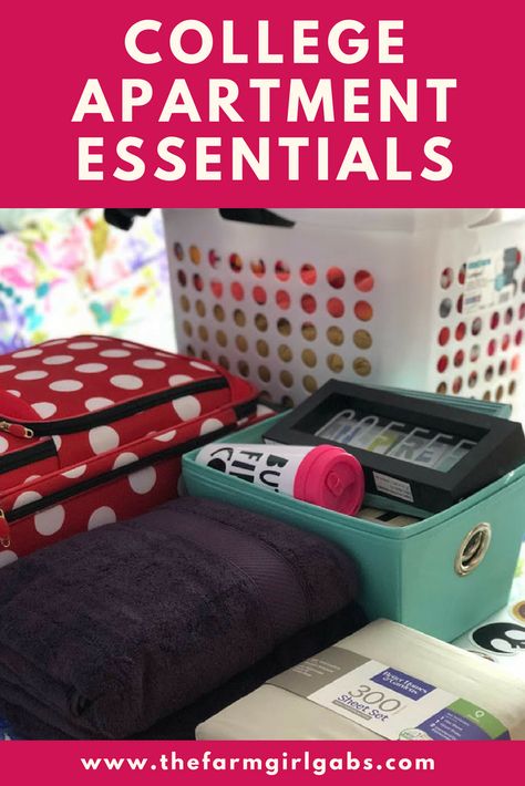 Moving into your first college apartment is a big step. Do you have all of these essentials to make your apartment the perfect home away from home? AD #college #collegeapartment #collegeplanning College Packing Tips, College Girl Apartment, First College Apartment, Apartment Moving, College Apartment Diy, College Apartments, Moving Apartment, Dorm Room Diy, College Planning