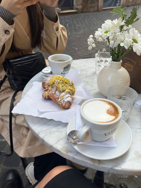 Italy Coffee Aesthetic, Italian Coffee Aesthetic, Pistachio Cappuccino, Italian Cafe Aesthetic, Cafe Aesthetic Wallpaper, Croissant Pistachio, Kristen Core, Rome Cafe, Patisserie Aesthetic