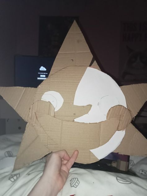 The cardboard and all the boring parts done! Paint next!! Sun And Moon Masks, Fnaf Cardboard, Fnaf Cardboard Crafts, Cardboard Masks, Easy Cardboard Crafts, Nova Art, Fnaf Crafts, Cardboard Mask, Cardboard Costume