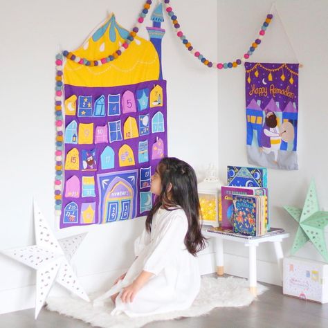 Ramadan Corner, Ramadan Advent Calendar, Muslim Prayer Room Ideas, Prayer Room Ideas, Islamic Kids Activities, Ramadan Kids, Ramadan Activities, Ramadan Crafts, Allah Names