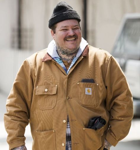 Matty Matheson Style, Carhartt Jacket Outfit, Carhartt Chore Coat, Matty Matheson, Big Men Fashion, Look Plus Size, Denim Inspiration, Style Makeover, Carhartt Jacket