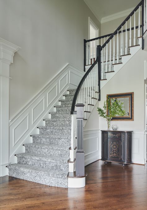 Foyer Luxury, Chair Rail Ideas, Entryway Colors, Foyer Ideas Entryway, Foyer Staircase, Real Homes, Brown Walls, Chair Rail, Colorful Chairs