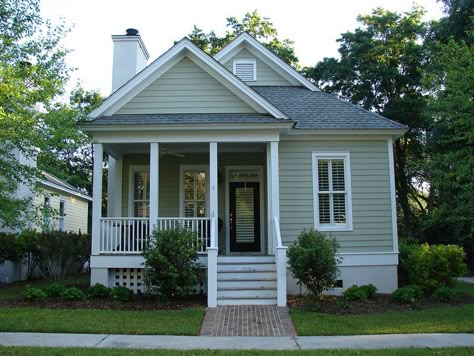 Cottage Tiny House, Allison Ramsey, Small Cottage Homes, Small Cottages, Cottages And Bungalows, Quaint Cottage, Cottage Plan, Small Cottage, Small Homes