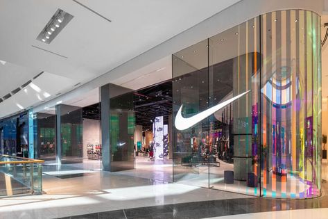 Nike Dubai Middle East Flagship Nike DXB Dubai Mall Decor Mezon, Storefront Ideas, Nike Retail, The Dubai Mall, Nike Factory, Retail Facade, Shop Facade, Mall Stores, Storefront Design