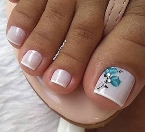 Ideas De Pedicure, Simple Toe Nails, Feet Nail Design, Acrylic Nails Nude, Pedicure Designs Toenails, Confetti Nails, Gel Toe Nails, Acrylic Toe Nails, Pretty Toe Nails