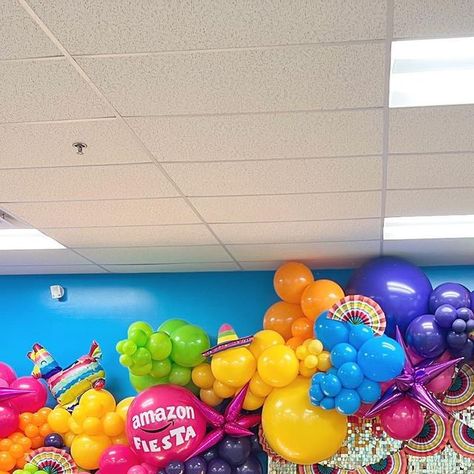 THAT BALLOON GIRL on Instagram: "A little final fiesta for @amazon with my favorite @alphalithouston 

Sequin wall $350
30ft garland $900 before delivery and installation. Installation varies depending on delivery address. 

#fiestaballoons #houstonsequinwall #marqueeballoons" Sequin Wall Balloon Garland, Sequin Wall, Balloons, Wall, Instagram