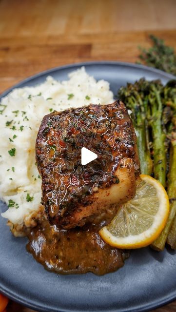 20K views · 2K likes | Kay on Instagram: "HOT HONEY CAJUN WHITE FISH IN A GARLIC BUTTER SAUCE & BROCCOLINI🚦🏆🎉🌋💥😤🥳🎯⚡️🤤😋🥇🤩.
Luscious Super Delicious melt in your mouth honey Cajun white fish in a to die for Cajun honey garlic butter sauce with Brocollini.
The Cajun seasoning adds boldness and boastful flavor to the dish, while the honey butter serves up a sweet dainty twist. 
 The fish was full of  fLAVA and incredibly tasty. Quick weeknight meals!!
.
.
DM FOR MORE INFO TO GET MY DAILY RECIPES.
.
.
#seafood #fish #deliciousfood #food #foodporn #explore #wow #goodfood #love #newyork #miami #atlanta #canada #ghana" Honey Chipotle Sauce, Cajun Sauce, Cooking Fish, Recipes Seafood, Honey Chipotle, Fish Recipes Healthy, Garlic Butter Sauce, Hot Honey, How To Cook Fish