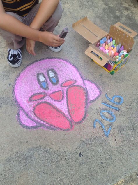 Chalk Pictures, Fun Chalk Art, Chalk Ideas, Sidewalk Chalk Art, Sidewalk Art, Chalk Drawings, Sidewalk Chalk, Chalk Art, Kids Stuff