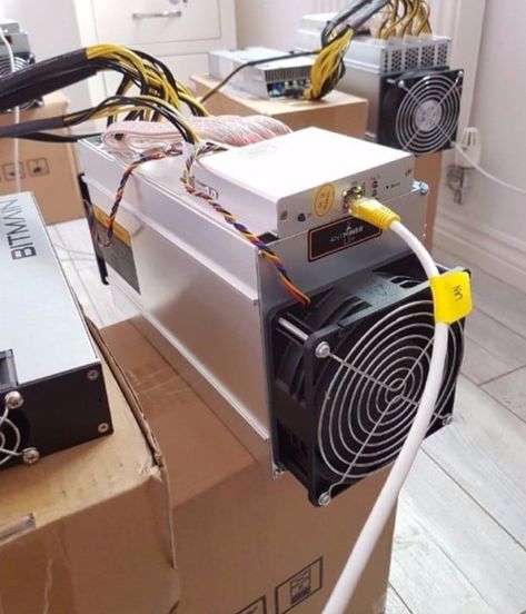 #bitcoin #bitcoinmining #cryptocurrency #bitcoinprice Bitcoin Mining Hardware, Master Mind, Bitcoin Transaction, Millionaire Minds, Block Chain, Mining Equipment, Computer Memory, Bitcoin Miner, Advertising Services