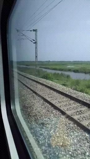 Train Journey Snapchat Story, Travel Train Photography, Train Poses Photography, Ac Train Snapchat Stories, Indian Train Travel Photography, Ac Train Snapchat, Train Status Video, Indian Train Snapchat Stories, Indian Train Video