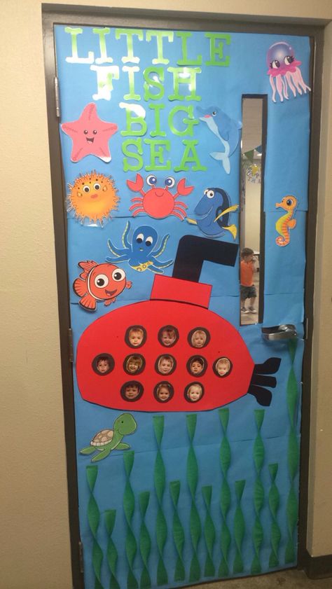 Underwater Board Ideas, Submarine Classroom Door, Underwater Classroom Decor, Underwater Door Decorations, Under The Sea Door Decor, Ocean Door Decorations Classroom, Ocean Classroom Door Ideas, Fish Classroom Theme, Under The Sea Door Decorations Classroom