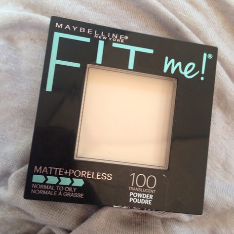 Maybelline fit me, 100 translucent powder. Spirit Makeup, Maybelline Fit Me Powder, Fit Me Powder, Organic Almond Milk, Westman Atelier, Girly Makeup, Makeup Things, Makeup Accesories, Cream Contour