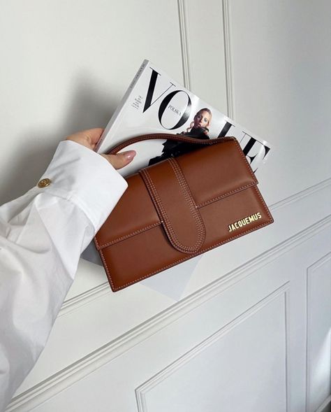 Small Bags Aesthetic, Jacquemus Bag Aesthetic, Luxury Bags Aesthetic, Designer Handbags Aesthetic, Jacquemus Bag Outfit, Jacquemus Aesthetic, Aesthetic Magazine, Jacquemus Bag, My Style Bags