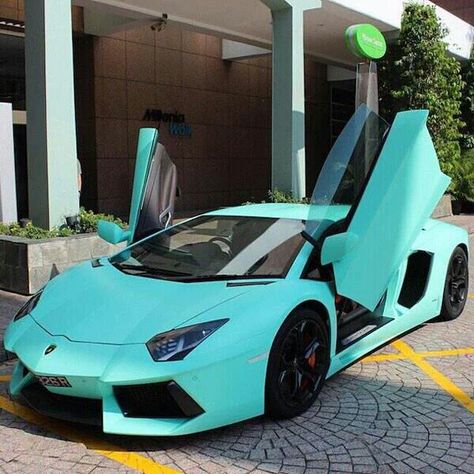 Teal Lamborghini Aventador Car Futuristic, Xe Bugatti, Dream Cars Lamborghini, Quotes Car, Aventador Lamborghini, Lamborghini Lamborghini, Top Luxury Cars, Lamborghini Veneno, Lux Cars