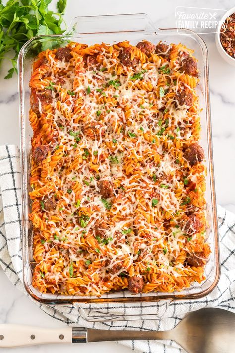 Baked Italian Sausage Rotini Sausage And Rotini Pasta, Sausage Rotini Pasta Recipes, Rotini Pasta Bake, Rotini Bake, Baked Rotini, Rotini Pasta Recipes, Baked Italian Sausage, Baked Rigatoni, Sausage Pasta Recipes