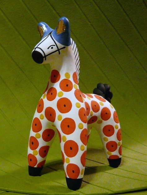 Dymkovo toy is a painted clay toy from the Russian village of Dymkovo. A horse… Horse Folk Art, Russian Village, Painted Clay, Sculpture Art Clay, Russian Folk Art, Russian Culture, Russian Folk, Horse Figurine, Pottery Sculpture