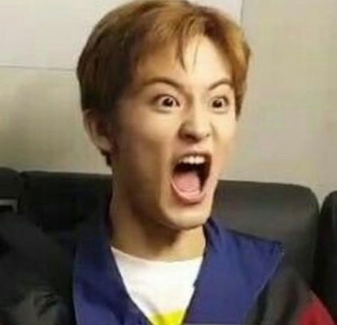 Nct Funny, Memes In Real Life, Exo Funny, Nct Meme, Nct Life, Nct Memes, Mark Nct, Neo Got My Back, Relationship Memes