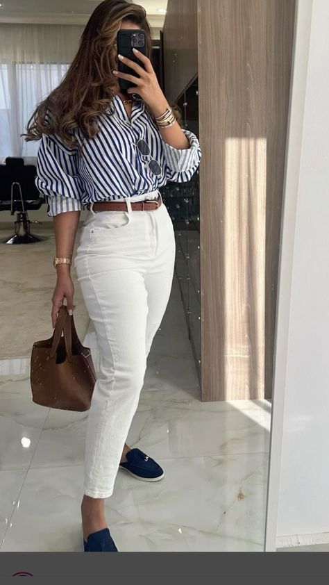 Summer Office Outfits Work Chic, Business Uniform, Modest Street Fashion, Stylish Work Attire, Business Casual Outfits For Work, Casual Day Outfits, Classy Work Outfits, Classy Casual Outfits, Stylish Work Outfits