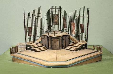 Low Budget Set Design Theatre, Curved Stage Design, Stage Set Up, Scenography Theatre, Theatre Inspiration, Stage Designs, Set Design Theatre, Stage Set Design, Set Ideas