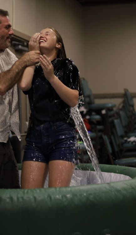 Baptised Photography, Getting Baptized Aesthetic, Christian Woman Aesthetic Pictures, Baptised Aesthetic, Christian Vibes Aesthetic, Christian Girls Night, Christain Girl Aesthetics, Southern Baptist Aesthetic, Baptized Aesthetic