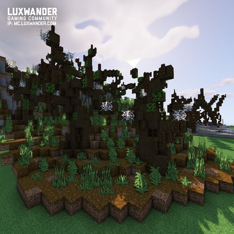 Creepy Tree Minecraft, Spooky Tree Minecraft, Dark Cottagecore Minecraft, Minecraft Scary Ideas, Dark Forest Minecraft, Minecraft Dark House, Minecraft Forest Ideas, Minecraft Dark Fantasy Builds, Minecraft Spooky Builds