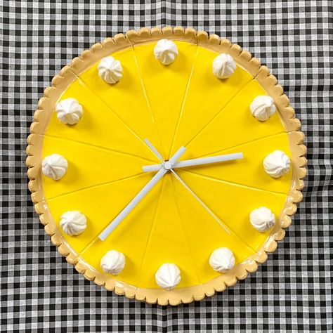 White Clock, Shelf Decor Living Room, Clay Artist, White Clocks, Tanah Liat, Kitchen Decor Themes, Clock Parts, Lemon Tart, Clay Wall