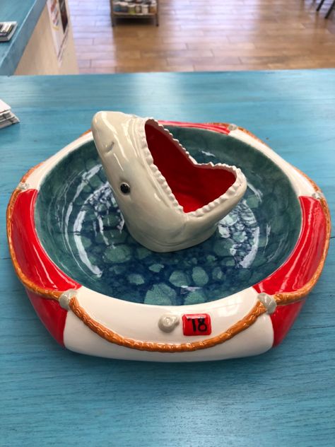 Shark Ceramic, Ceramic Shark, Coil Pots, Diy Air Dry Clay, Chip And Dip Bowl, Clay Bowl, Wicker Decor, Slab Pottery, Mini Bowls