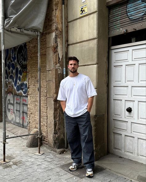 White Tshirt And Jeans Outfit Men, White Tee Outfit Mens, Dad Shoes Outfits Men, White Tshirt Outfit For Men, Dad Bod Fashion, White T Shirt Outfit Men, White Sneakers Outfit Men, White Tee Shirt Outfit, Crewneck Outfit Men