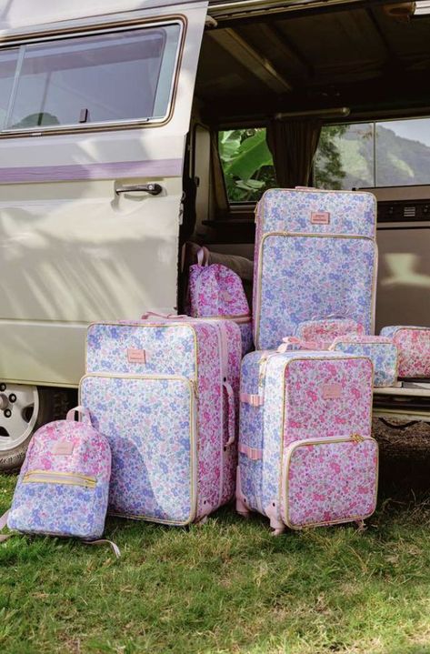 Cute Suitcases For Women, Love Shack Fancy Suitcase, Preppy Suitcase, Preppy Luggage, Preppy Travel Bags, Western Gift Ideas, Floral Suitcase, Cute Suitcase, Classic Summer Outfits