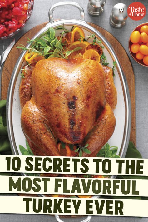 Season Turkey, Best Roasted Turkey, Perfect Thanksgiving Dinner, Best Thanksgiving Turkey Recipe, Turkey Tips, Whole Turkey Recipes, Turkey Brine Recipes, Roast Turkey Recipes, Turkey Brine