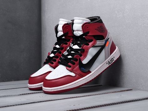 Jordan 1 Off White, Air Jordan 1 Chicago, Swarovski Nike, Off White Nike, Off White Shoes, Bling Shoes, Shoes Photo, Air Jordan 1 Retro High Og, Nike Air Max For Women