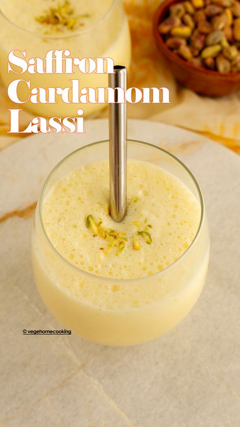 Saffron Drink Recipes, Saffron Recipes Drink, Vegan Saffron Recipes, Saffron Latte, Cardamom Recipes, Lassi Recipe, Breakfast Vegetarian, Cafe Drinks, Easy Indian Dessert