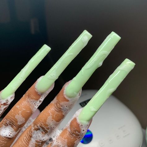 Solid Color Long Nails, Outline Nails, Plain Acrylic Nails, Solid Color Nails, Drip Nails, Baddie Nails, Cute Acrylic Nail Designs, Glow Nails, Dope Nail Designs