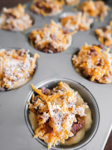 Sausage And Cream Cheese Biscuit Bites, Sausage Biscuit Bites, Pillsbury Biscuit Recipes, Cream Cheese Biscuits, Kentucky Food, Biscuit Bites, Sausage Muffins, Cheese Biscuit, Sausage Biscuits