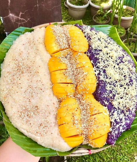 Decadent Sticky Rice Desserts - Dream Foodie's Ube Mango Sticky Rice is the Company's Best-Seller (TrendHunter.com) , #SafecoAgt #travinsagt Thai Mango Sticky Rice, Eat Thai, Thai Mango, Rice Desserts, Mango Sticky Rice, Coconut Sauce, Coconut Rice, Glutinous Rice, Toasted Sesame Seeds