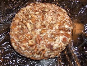 Crab Cheese Ball, Dried Beef Cheeseball Recipes, Dried Beef Cheeseball, Beef Cheeseball, Crab Balls Recipe, Cheeseball Recipes, Cheddar Cheese Ball, Cheese Ball Recipes Easy, Cream Cheese Ball