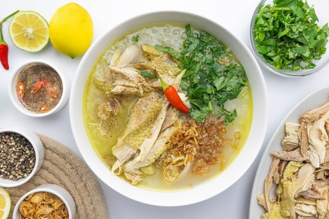 Porridge Ideas, Vicky Pham, Chao Ga, Chicken Porridge, Vietnamese Chicken, Chicken Rice Recipes, Curry Stew, Boiled Chicken, Ginger Chicken