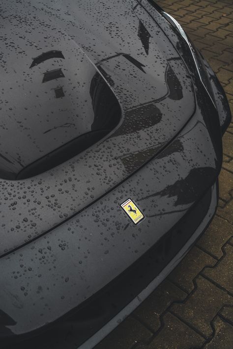 La Ferrari Wallpaper, Nissan Gtr Wallpapers, Matte Black Background, Grey Wallpaper Iphone, Speed Racer, Dark Wallpaper Iphone, Ferrari Logo, Nissan Gtr, Italian Cars