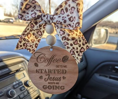 Quotes On Keychain, Wooden Car Mirror Hangers, Wood Rear View Mirror Hanger, Laser Wood Engraving Ideas, Wood Car Charms, Wooden Car Charms, Handmade Things To Sell, Cricut Jesus, Engraver Ideas