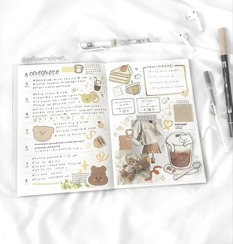 Cute Planner Aesthetic, Writing In Planner Aesthetic, Muji Planner Ideas, Aesthetic 2024 Planner, Neutral Planner Aesthetic, Planner Aesthetic Minimalist, Muji Planner Aesthetic, Muji Journal Aesthetic, Muji Monthly Planner Aesthetic