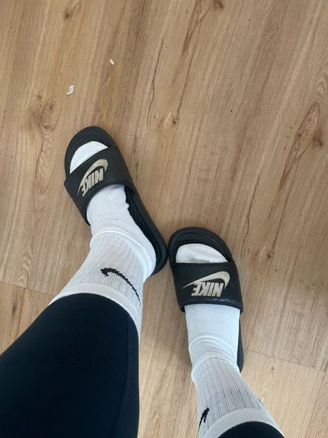 Nike Slides Womens Outfit, Nike Slides Womens, Womens Outfit, Jordan Logo, Nike Slides, Selfie Ideas, Swag Shoes, Shoes Collection, Cute Selfie Ideas