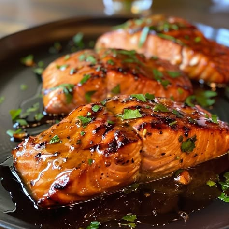 Maple Garlic Salmon, Maple Bourbon Salmon, Maple Soy Salmon, Maple Syrup Salmon, Dijon Salmon, Maple Salmon, Maple Glazed Salmon, Salmon Glaze Recipes, Salmon Marinade