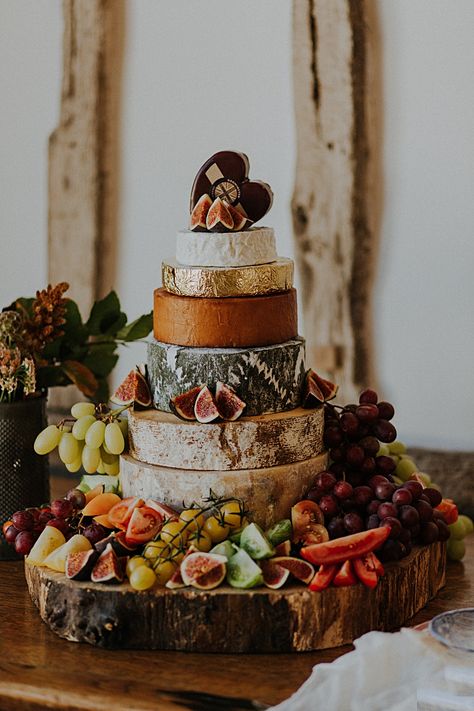 Cheese Tower, Cheese Wedding, Cheese Wedding Cake, How To Stack Cakes, Wedding Cake Alternatives, Wedding Cake Tops, Lola Rose, Cheese Shop, Wedding Winter