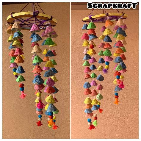 Made with egg cartons, cardboard and some yarn Painting Egg Cartons, Recycling Egg Cartons, Egg Carton Thanksgiving Crafts, Egg Carton Mobile, Recycled Egg Carton Projects, Art With Egg Cartons, Egg Carton Decorations, Things To Do With Egg Cartons, Egg Carton Garland