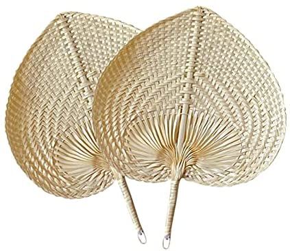 Tongdejing 2pcs Hand Made Fan Hand Rattan Fan, Chinese Style Bamboo Hand Fan Paddle Fans Woven Fan for Home Decor Wedding Favor Beach Indoor Outdoor : Amazon.co.uk: Home & Kitchen Rattan Fan, Heart Shaped Hands, Fan Hand, Palm Leaf Design, Grave Decorations, Palm Leaves Pattern, Wall Fan, Wedding Wall Decorations, Braid Patterns