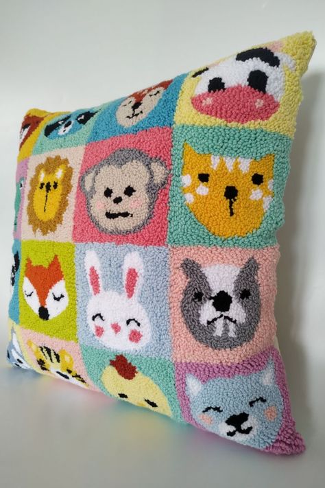 Nidel Panch, Punch Needle Cushion, Needle Cushion, Cross Stitch Cushion, Embroidery Pillow, Crafty Fox, Modern Kids Room, Rug Hooking Patterns, Punch Needle Patterns