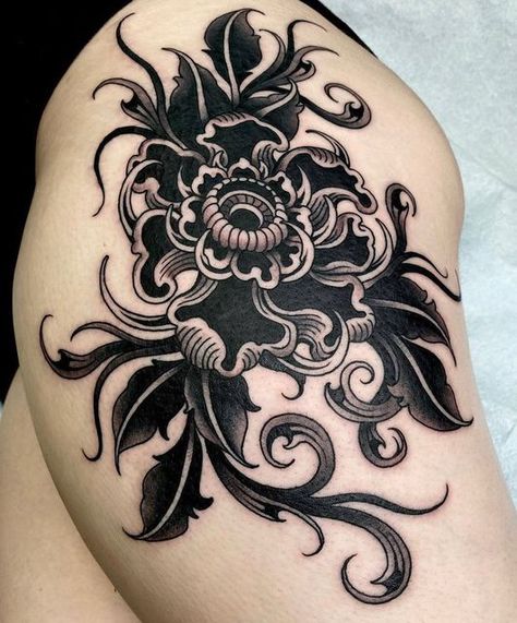 Dark Tattoo For Women, Cool Cover Up Tattoos, Black Flower Tattoo Design, Black Out Flower Tattoo, Flower Tattoo Black, Black Flowers Tattoo, Tattoos Colorful, Floral Back Tattoos, Engraving Tattoo