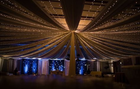 Wedding Decoration Ideas: We bring you decor trends for 2019-2020 | Architectural Digest India Outdoor Wedding Decorations Indian, Light Decoration Ideas, Wedding Decorations Indian, Bohemian Style Bedding, Rice Lights, Traditional Dining Tables, Lights Wedding Decor, Wedding Decoration Ideas, Victorian Frame