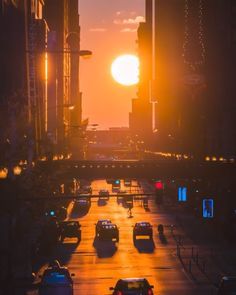 Video Sunset, Welcome Video, Chicago Travel Guide, City Video, Mouthwatering Food, Fan Video, Comedy Scenes, Sport Video, Image Nature