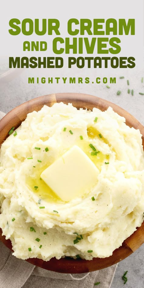 Sour Cream And Chives Potatoes, Sour Cream And Onion Mashed Potatoes, Sour Cream And Chives Mashed Potatoes, Sour Cream And Chive Mashed Potatoes, Chive Mashed Potatoes, Sour Cream Mashed Potatoes, Flavorful Rice, Potatoe Recipes, Whipped Potatoes